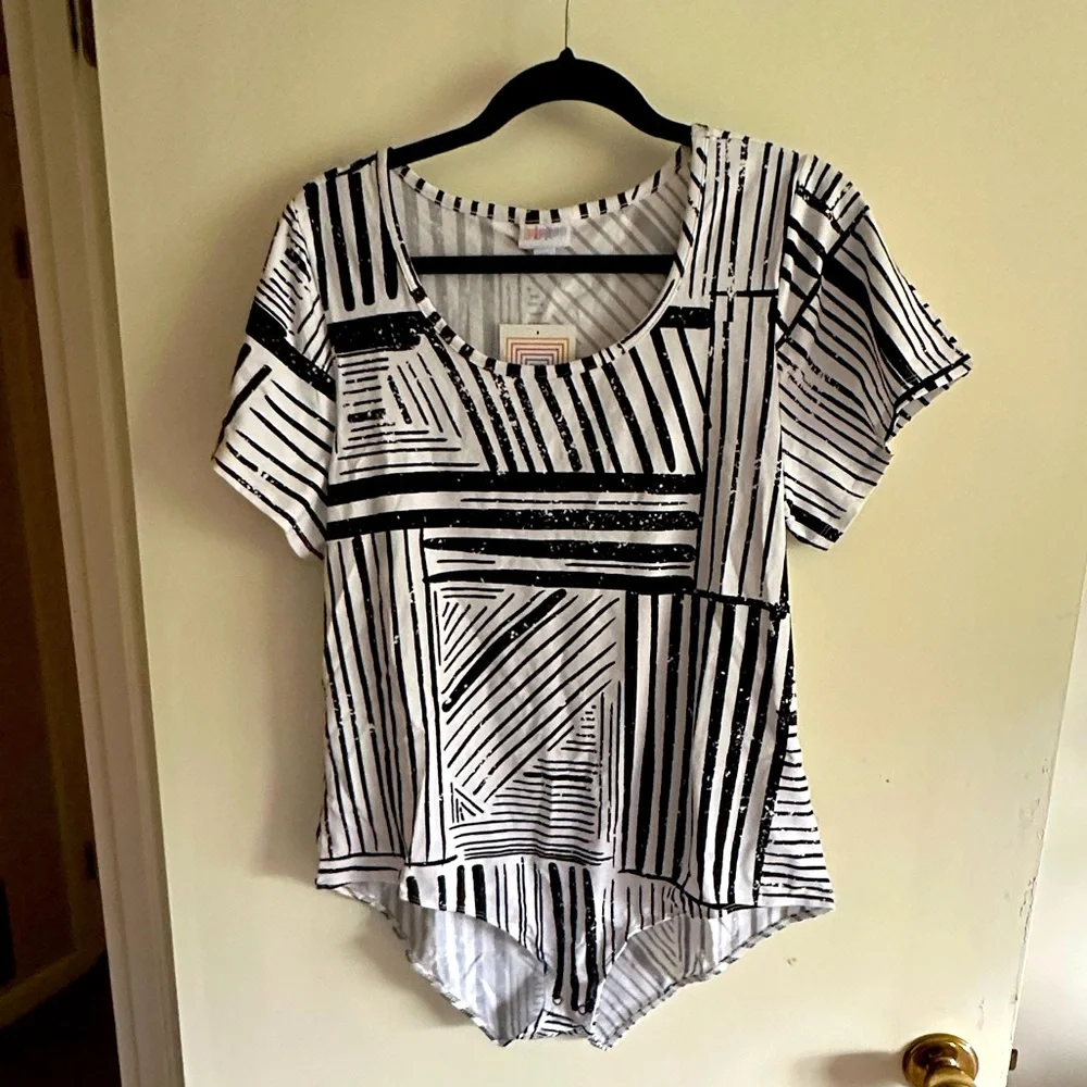 Lularoe 2x print body suit Faith - Picture 1 of 3